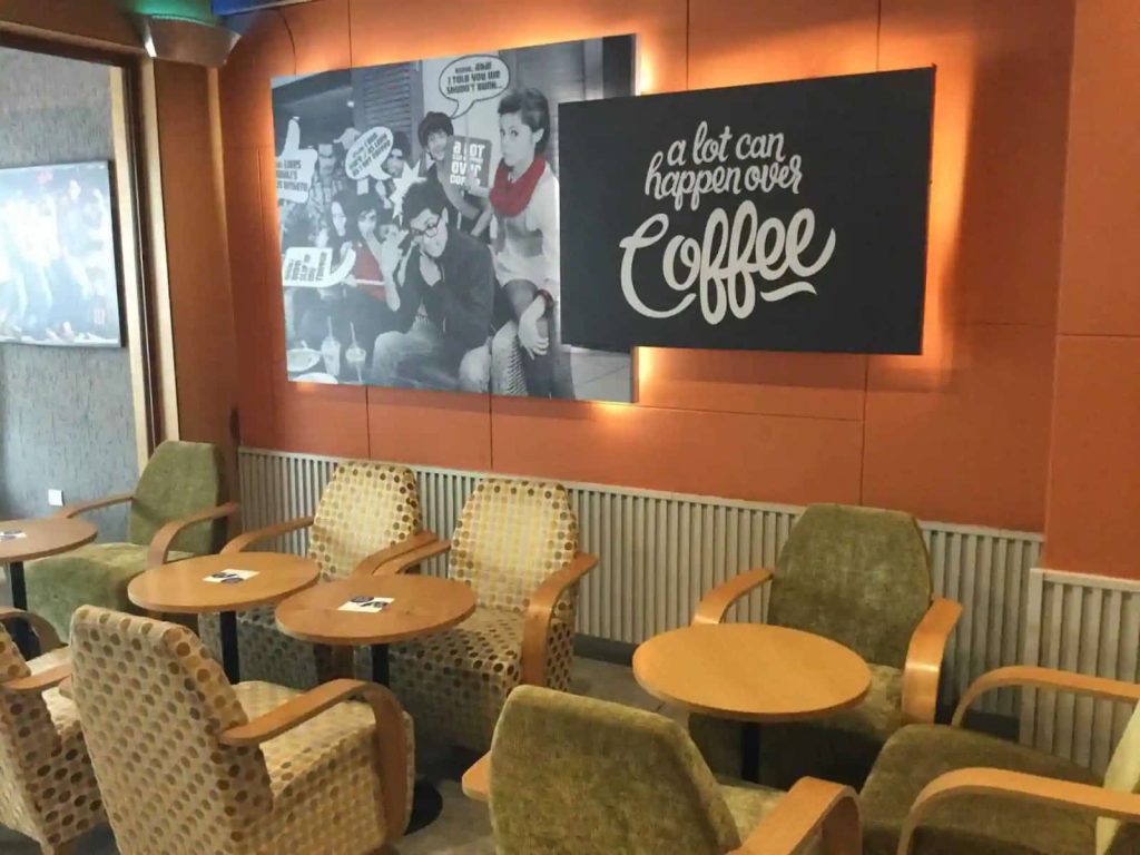 Customer-focused Layout cafe interior design